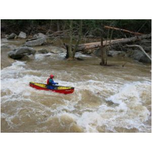 Scott Gravatt in runout of the big South Fork rapid (Photo by Lou Campagna - 4/26/04)