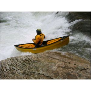 Jim Pruitt running Flake Falls  (Photo by Scott Gravatt - 4/27/04)