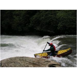 Scott Gravatt running the Flake (Photo by Bob Maxey - 4/27/04)