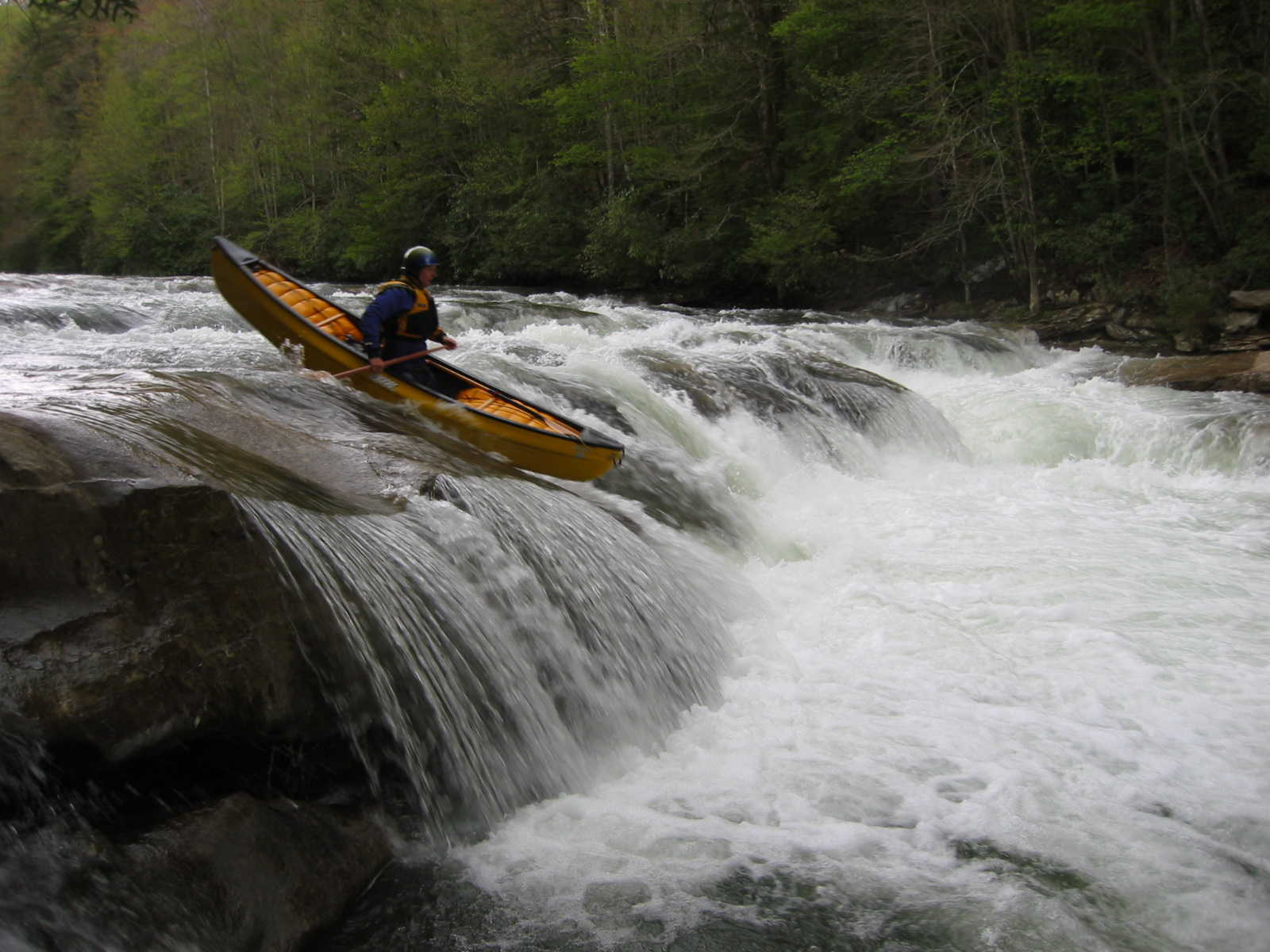 Jim Pruitt running Lunch Ledge (Photo by Scott Gravatt - 4/27/04)