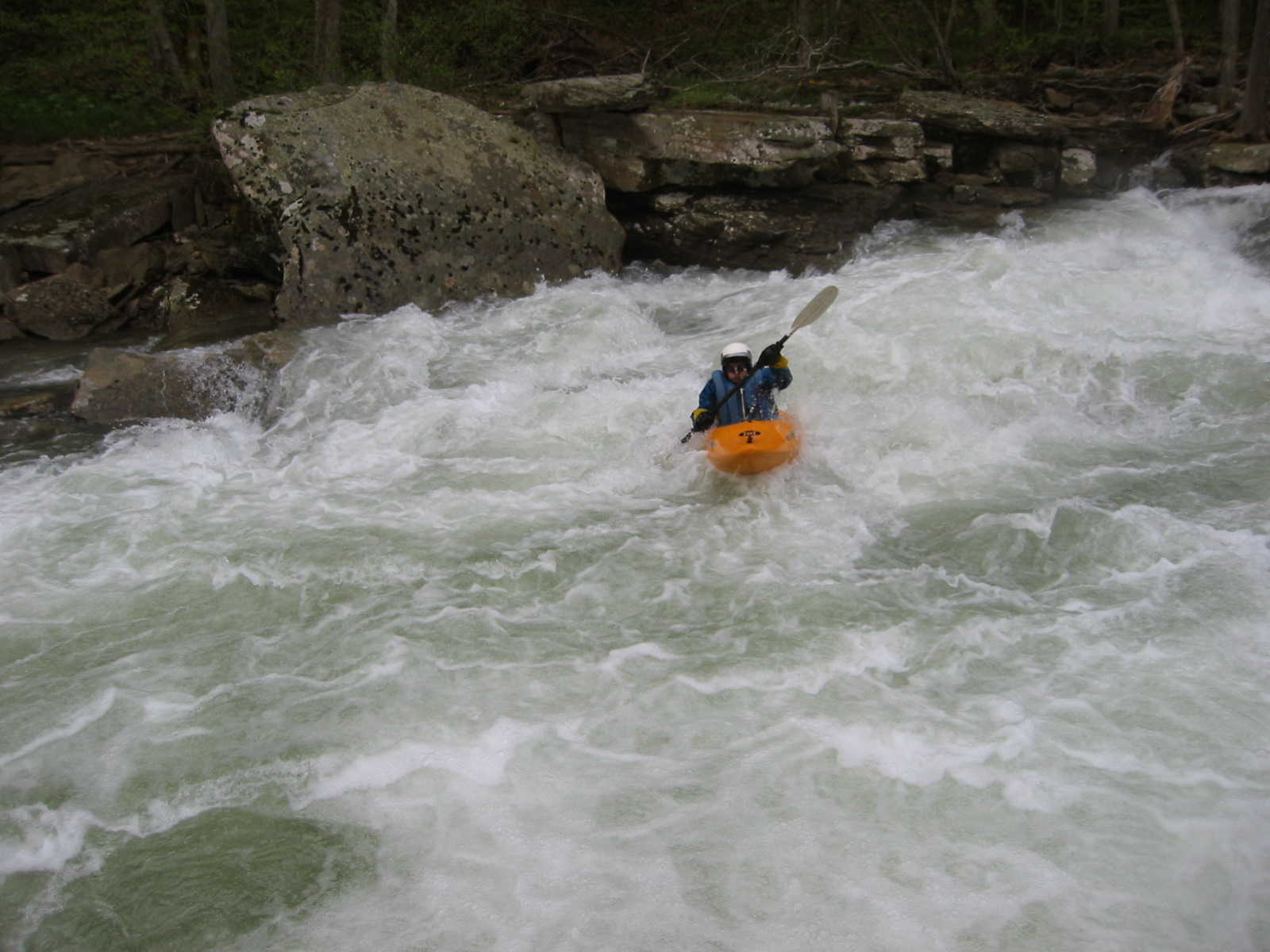 Keith Merkel finishing Bridge Rapid (Photo by Scott Gravatt - 4/27/04)