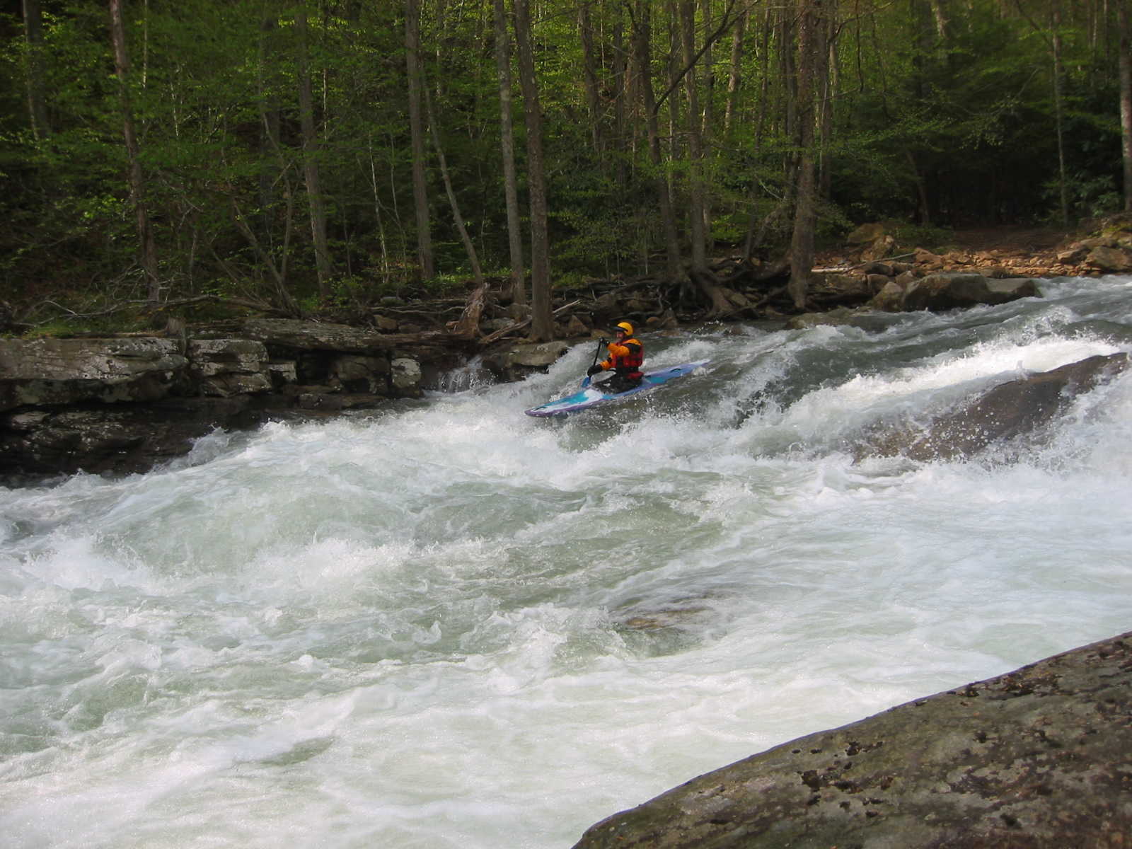 Scott Zetterstrom in Bridge Rapid, not following Mike's line (Photo by Scott Gravatt - 4/27/04)