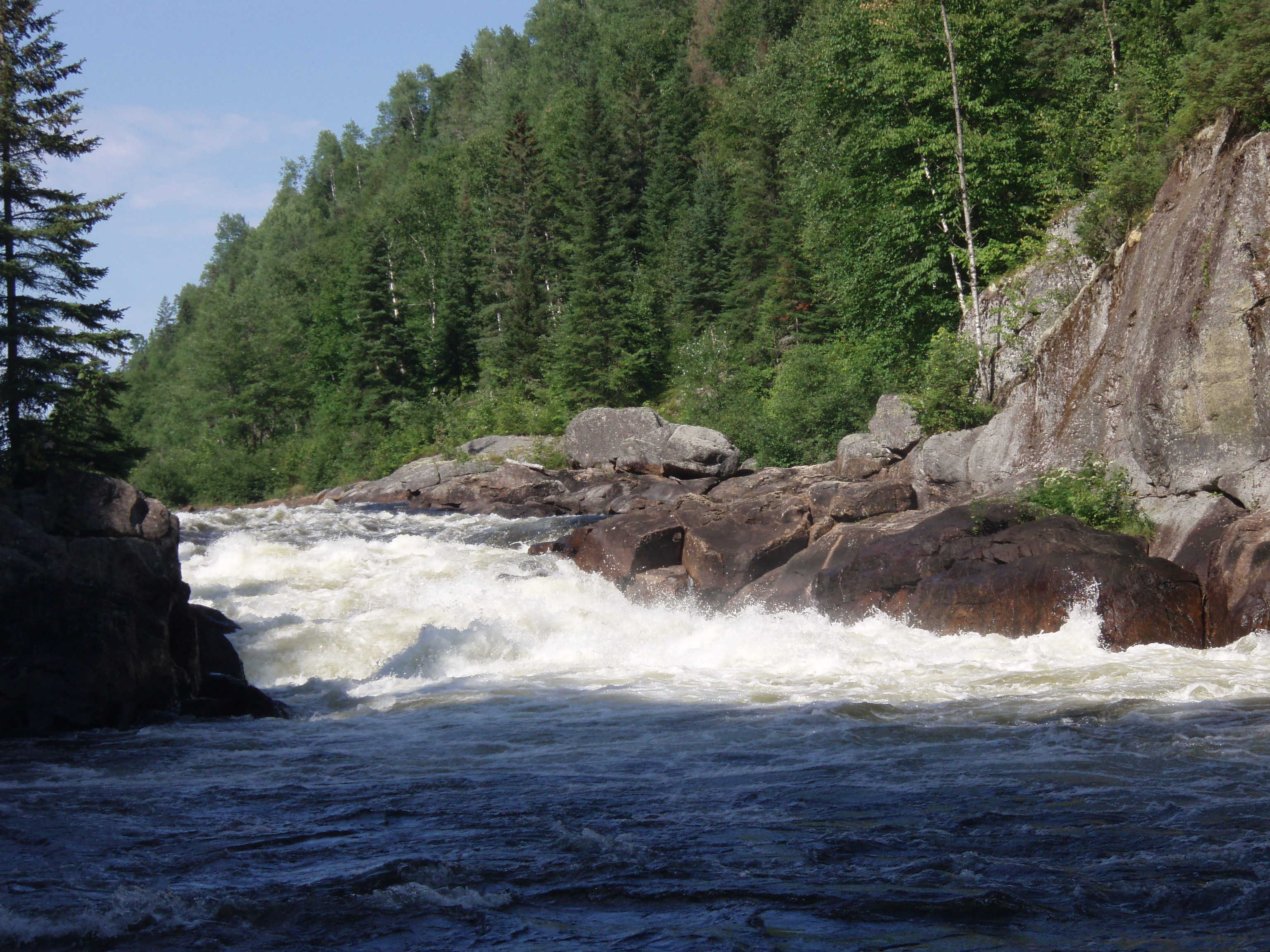 Class 5 drop at the end of 'Rapides Minnies' (Photo by Keith Merkel - 8/7/07)