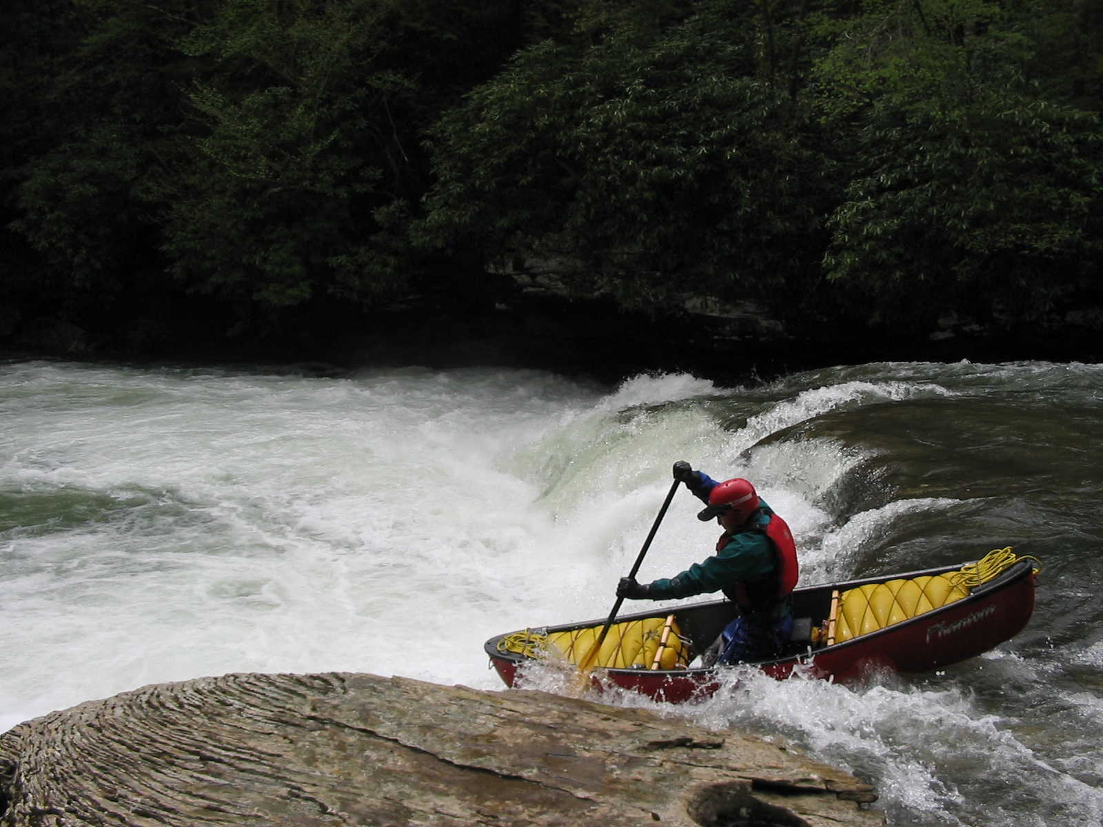 Scott Gravatt running the Flake (Photo by Bob Maxey - 4/27/04)