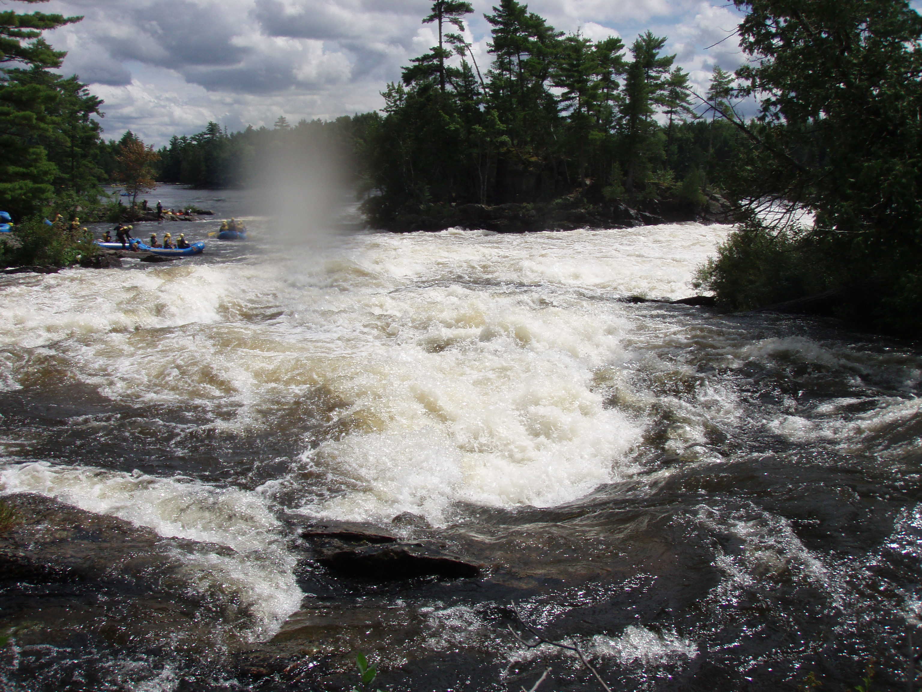 Looking downstream at Garvin's sneak, a class 4 line on river left. (Photo by Keith Merkel - 8/10/08)