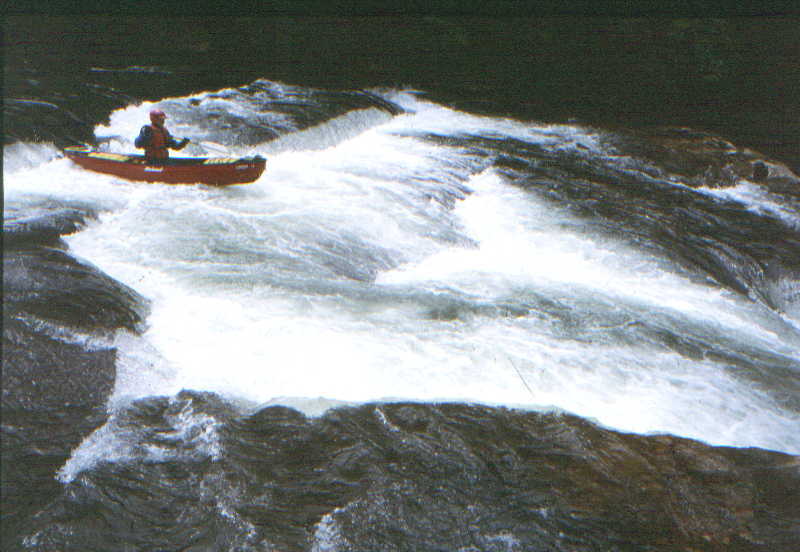 Scott Gravatt at Zoom Flume on the Lower Big Sandy (Photo by Bob Maxey - 5/25/02)