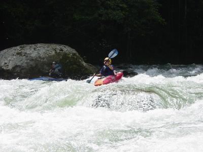 Cary Singer cruises through Event Horizon Rapids (Photo by Court Ogilvie - 11/02)