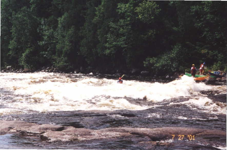 Bob Maxey after big wave in long Class 3-4 rapid (Photo by Keith Merkel - 7/27/01)