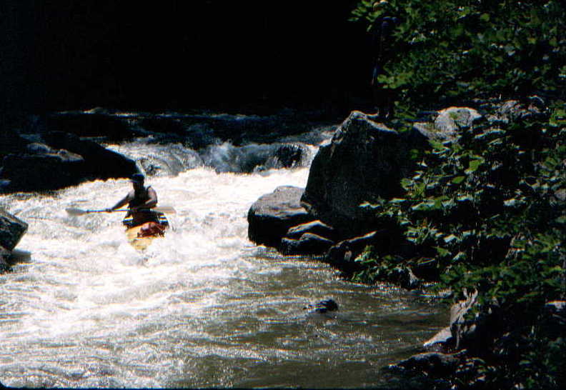 Ed Evangeliti in Landslide Rapid (Photo by Bob Maxey - 8/20/94)