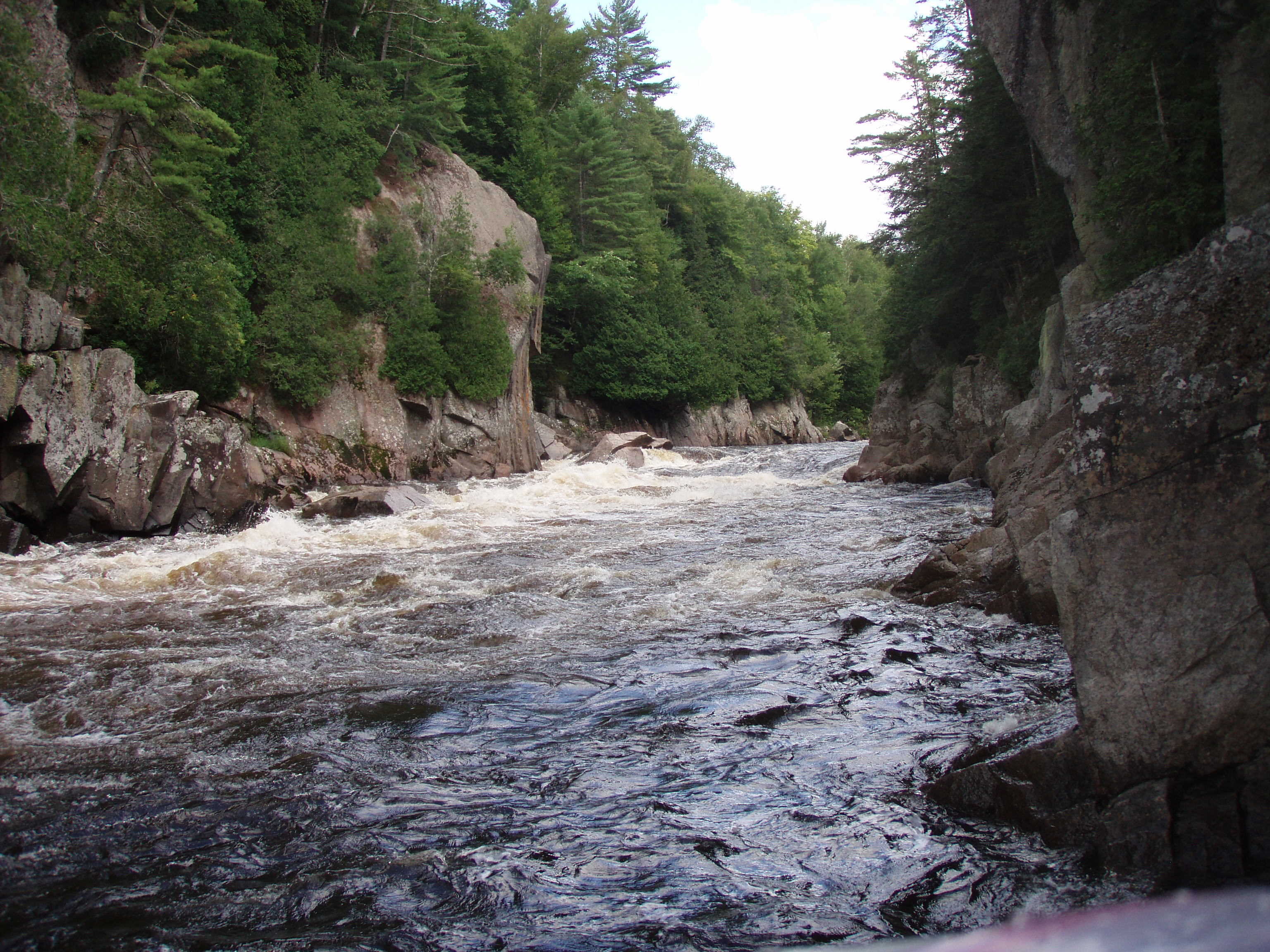 Another view in the canyon while running the river. (Photo by Keith Merkel - 8/12/08)